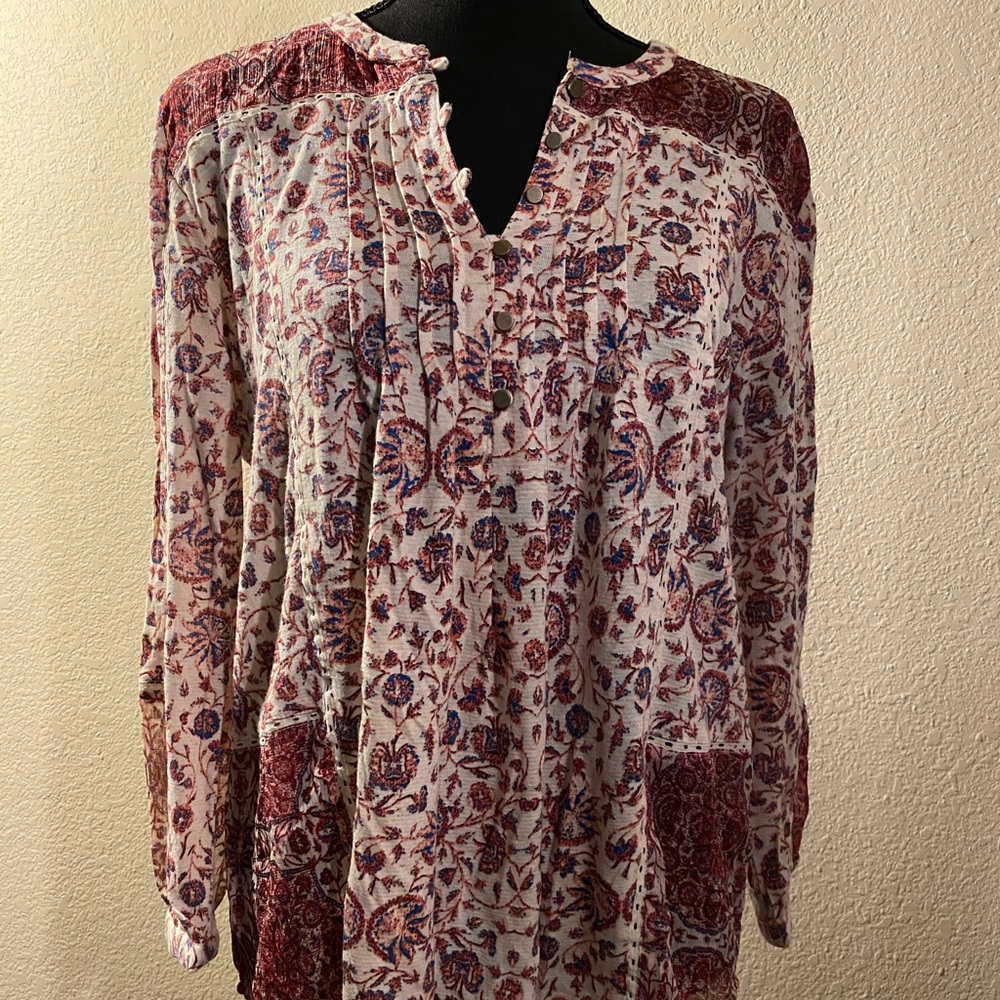 Lucky shirt, soft knit with sheer accents.